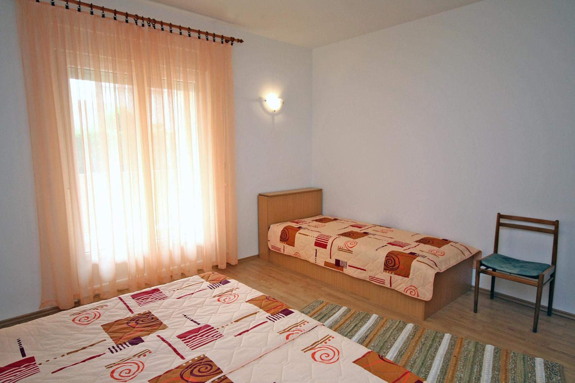 Apartments With A Parking Space Palit, Rab - 5028 Номер фото